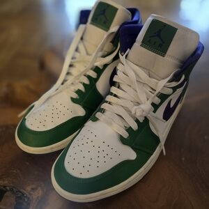 Nike Jordans Air Mid 1 Incredible Hulk 10.5